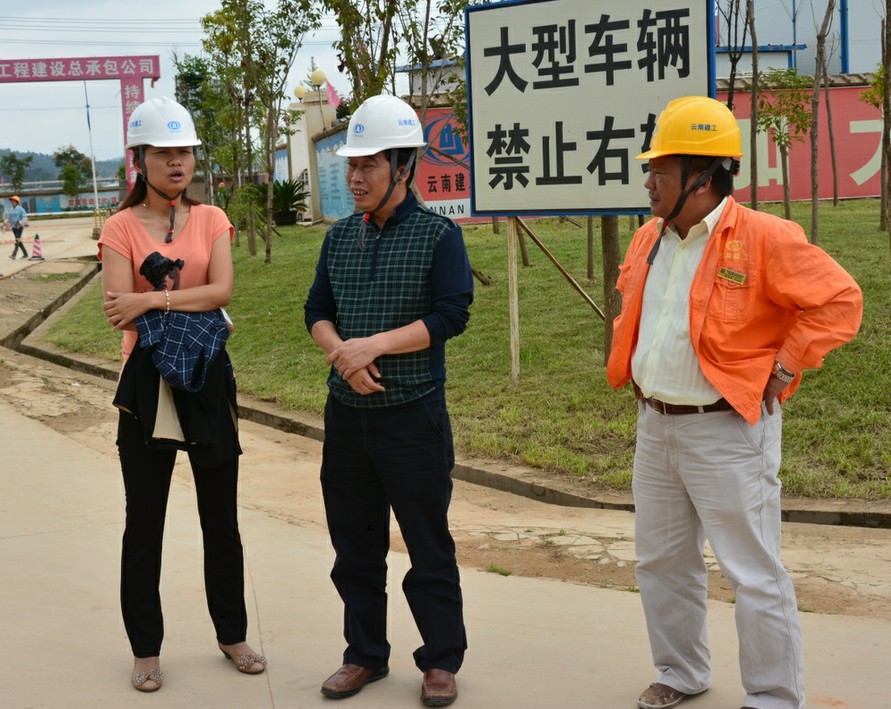 深入施工一線調(diào)研，落實(shí)群眾路線教育活動