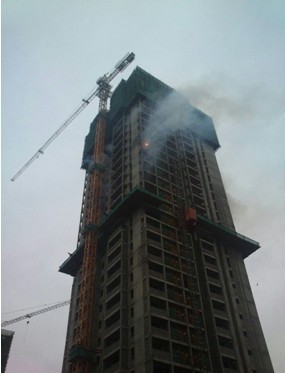 公司昭陽區(qū)保障房首棟主體結(jié)構(gòu)順利封頂