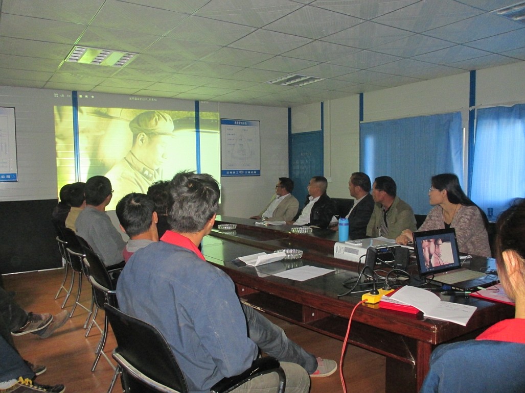 第一項目部開展學習雷鋒精神活動