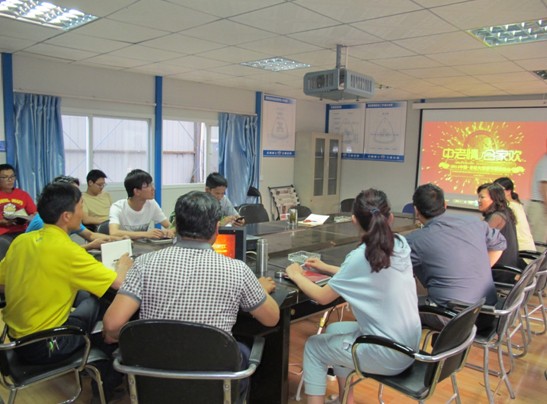 第十九直管部組織觀看《中老情》