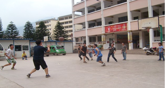 二十直管部舉行激情互動籃球友誼賽