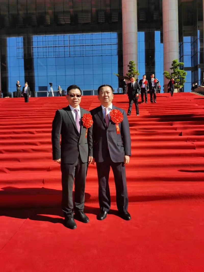 喜報！  三公司黨委書記、董事長吳勇同志榮獲省抗疫“先進個人”