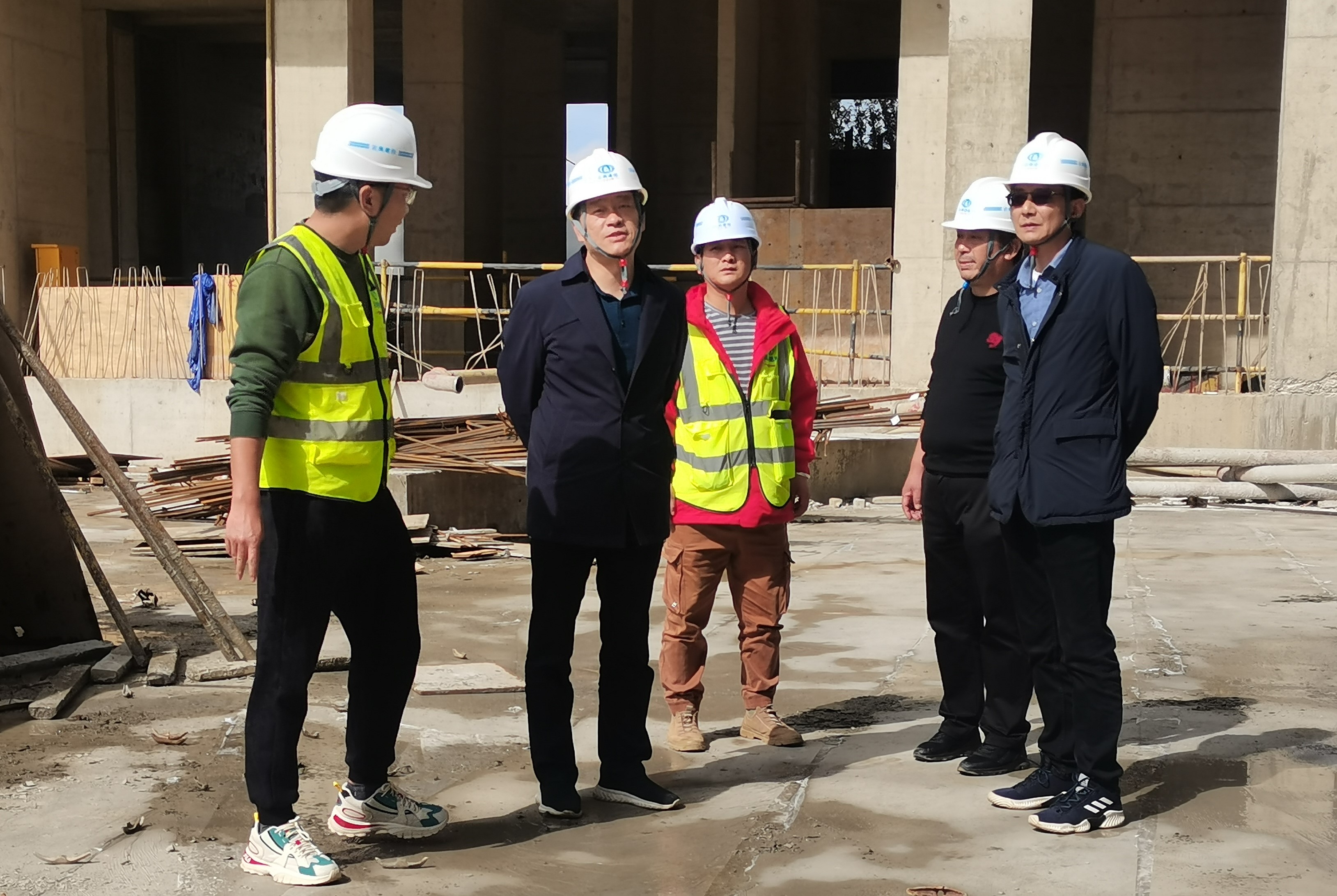 公司領(lǐng)導(dǎo)深入一線調(diào)研