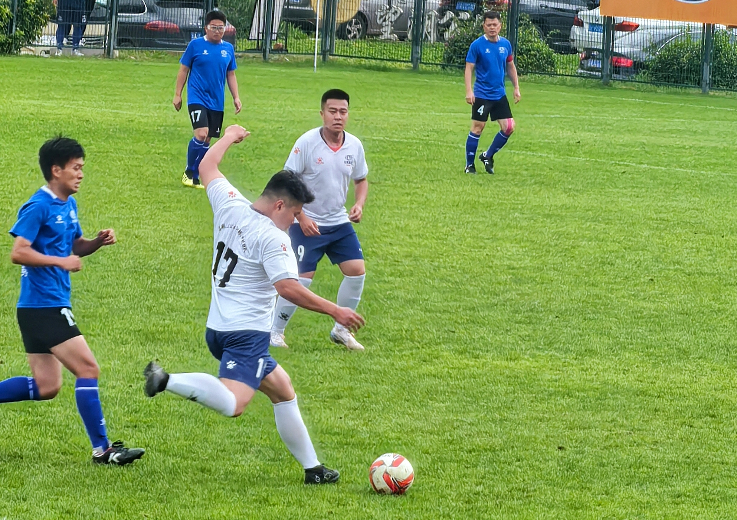 落日歸山海 熱愛永不止 公司聯(lián)隊燃情“建投杯”