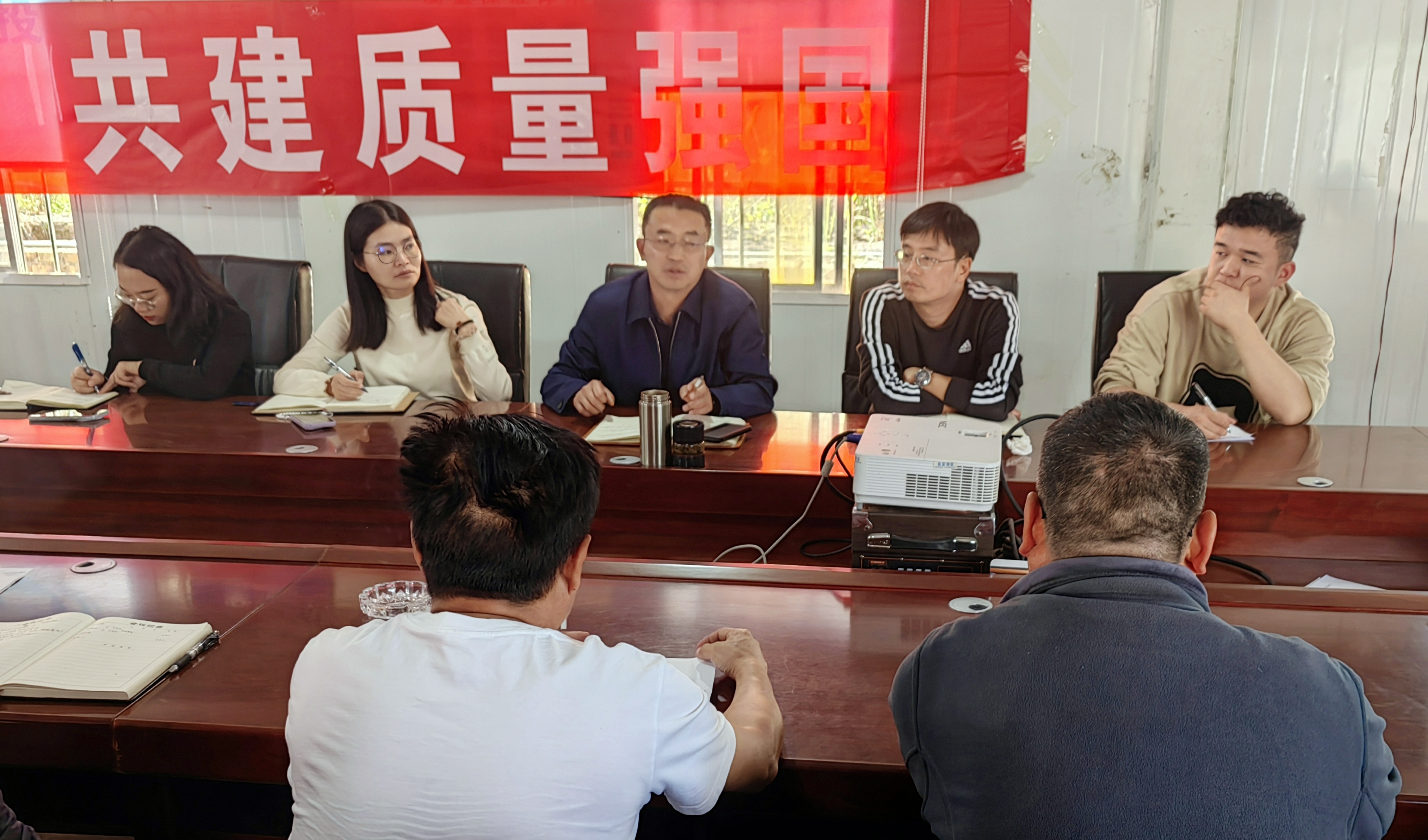 李騫到云蘭高速土建十一分部檢查指導(dǎo)