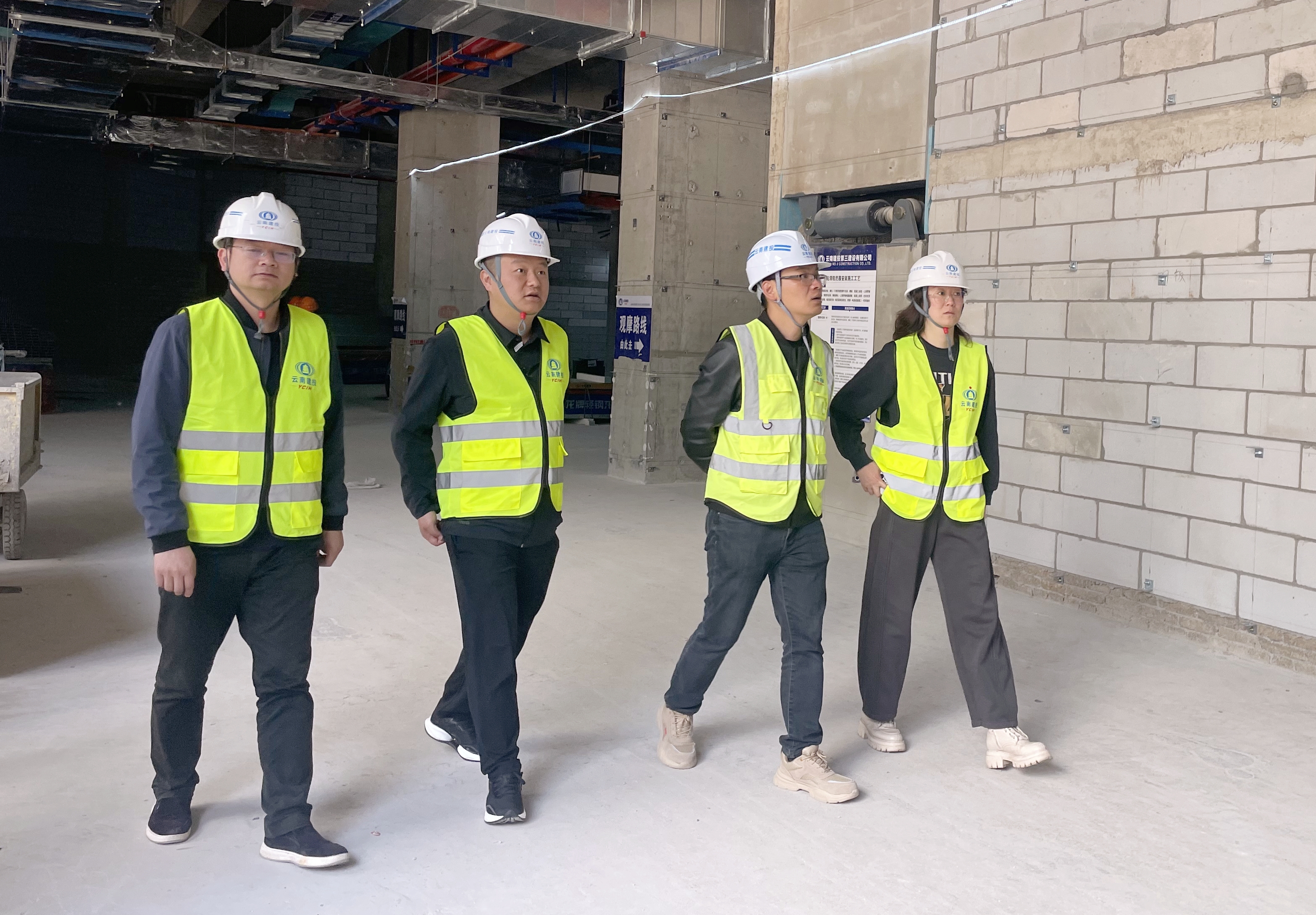 公司領(lǐng)導(dǎo)到云南省婦幼保健院新院建設(shè)項(xiàng)目檢查指導(dǎo)