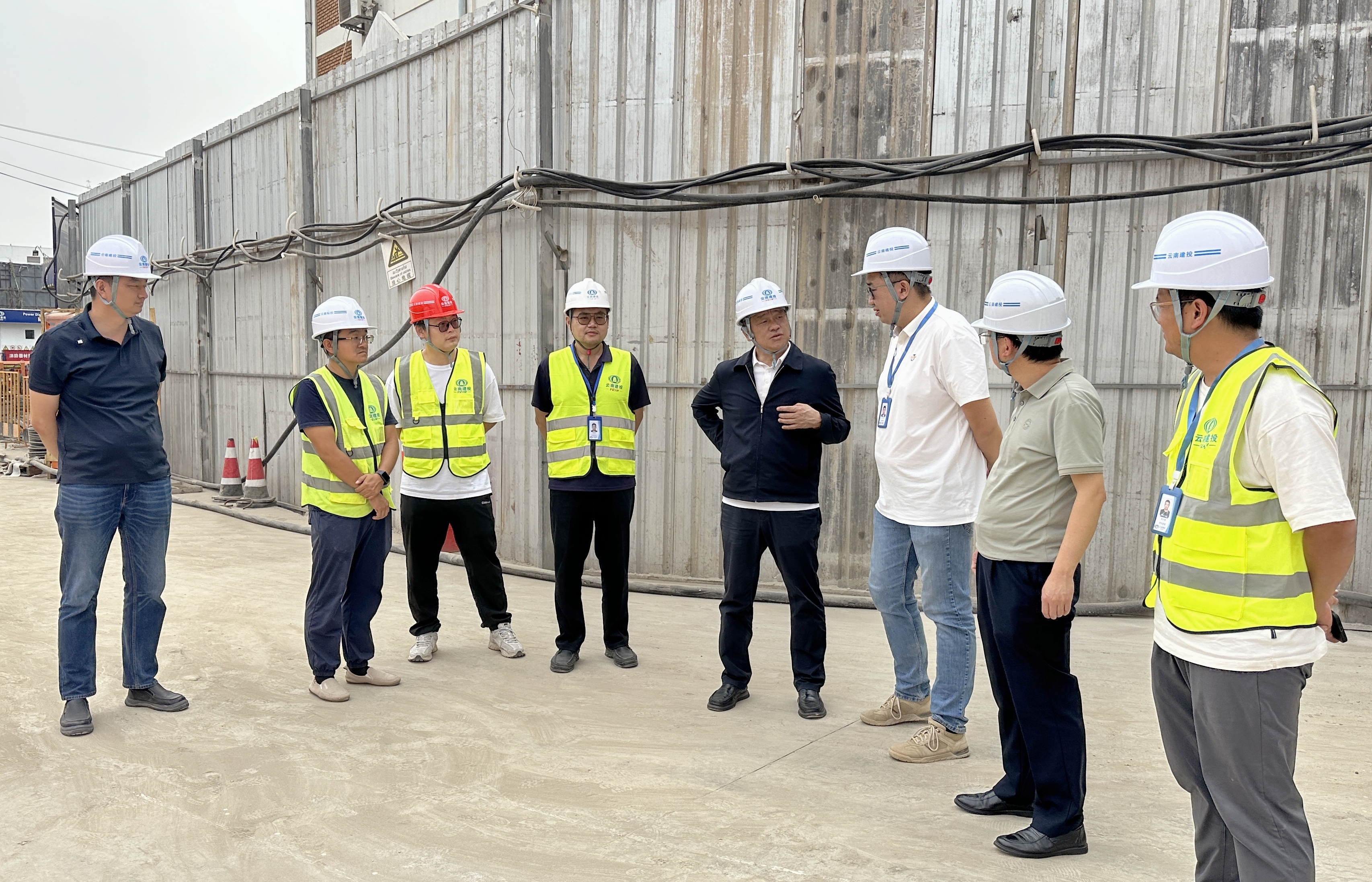 彭云一行到老撾中心項目建安總承包工程檢查指導(dǎo)
