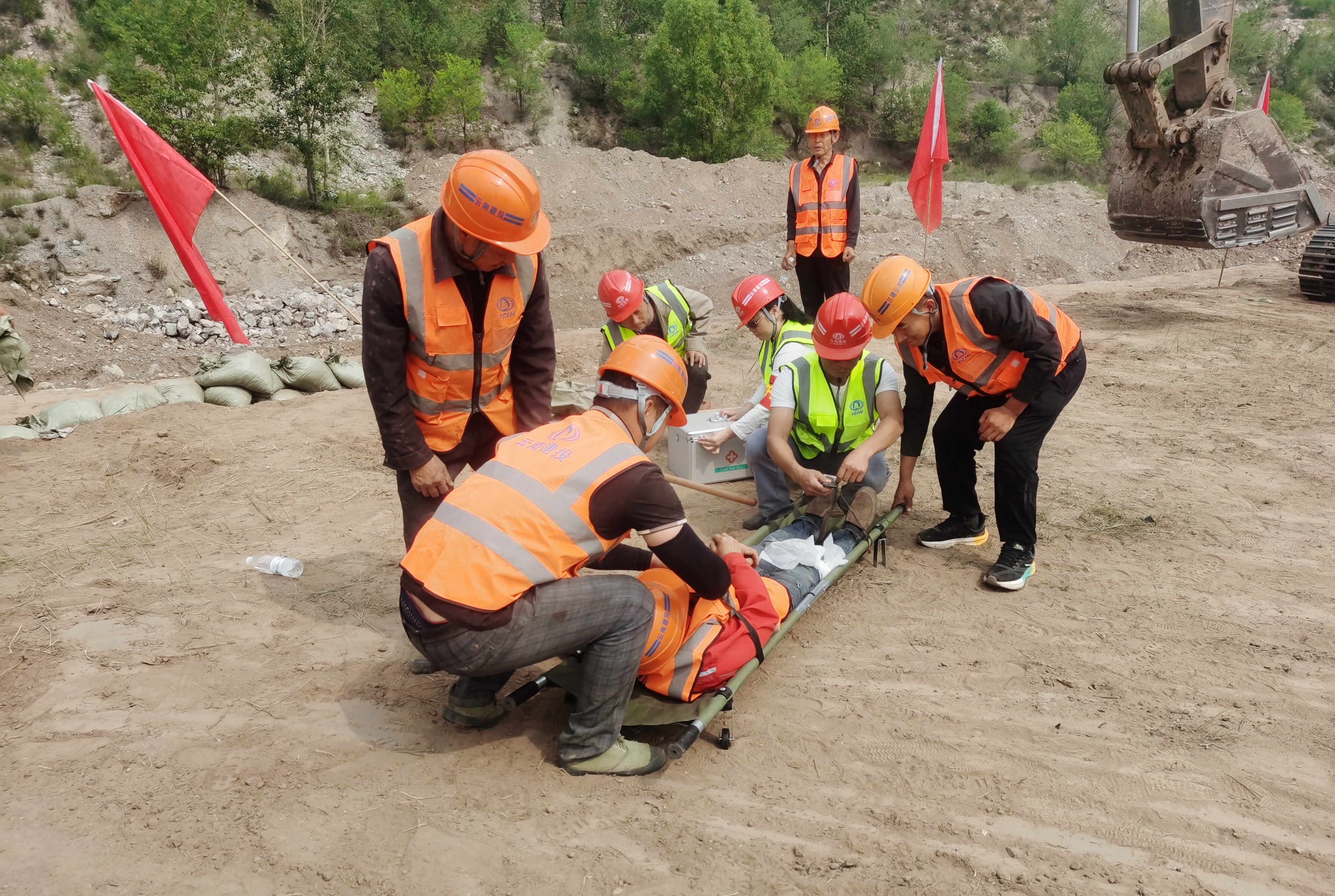 山西省原平市水利局同公司在建項(xiàng)目聯(lián)合開展防汛防洪應(yīng)急演練