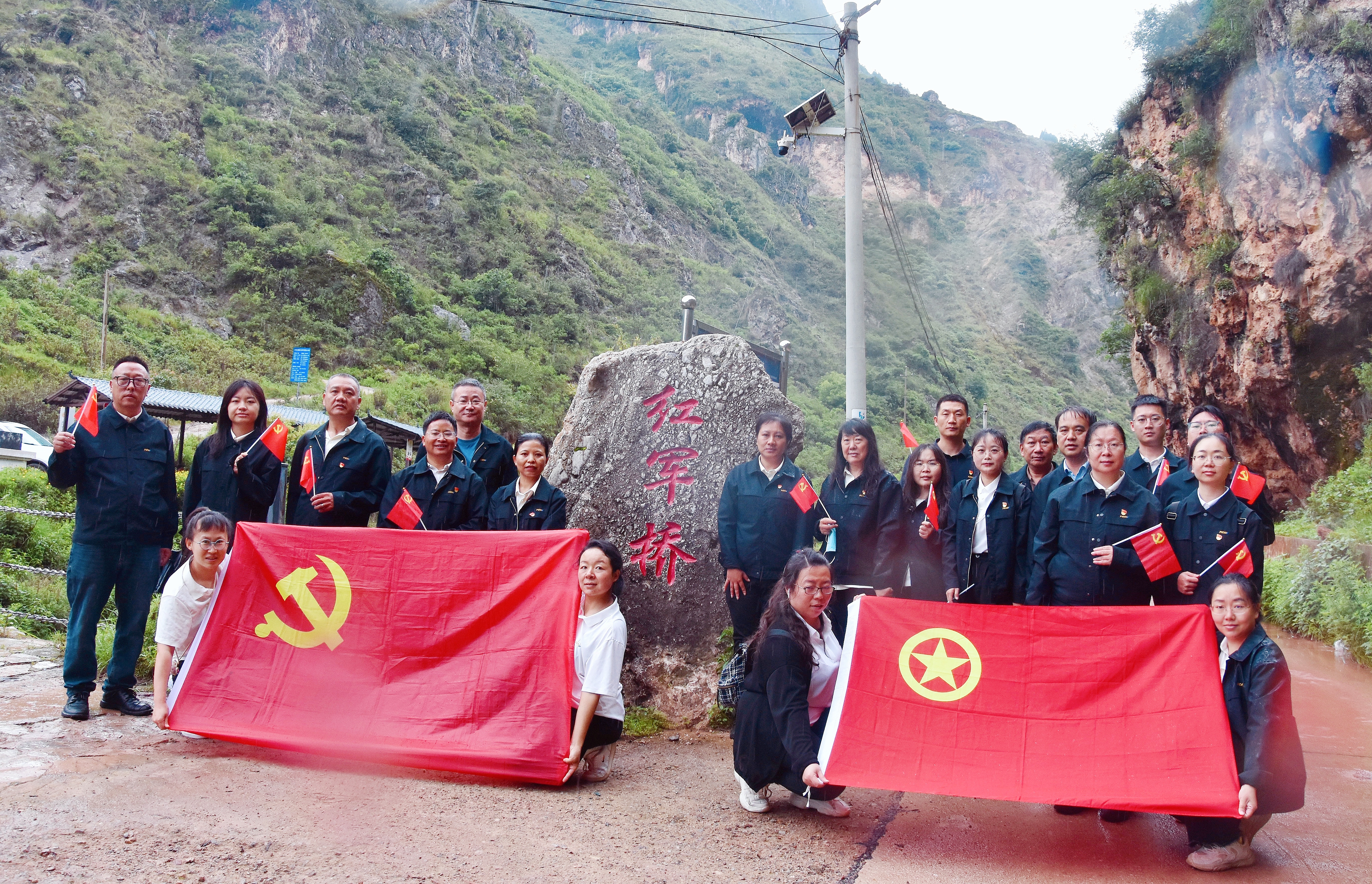 迎“七一” 慶黨生丨公司各黨支部以多種形式慶祝建黨104周年